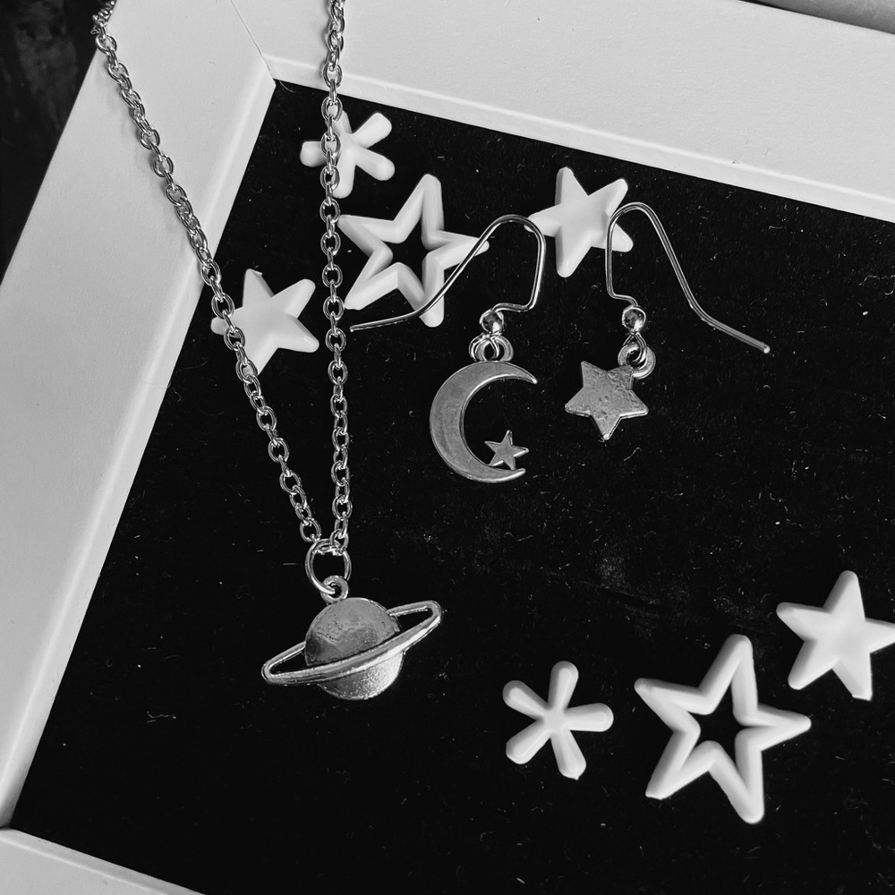 Earrings & Necklace Set